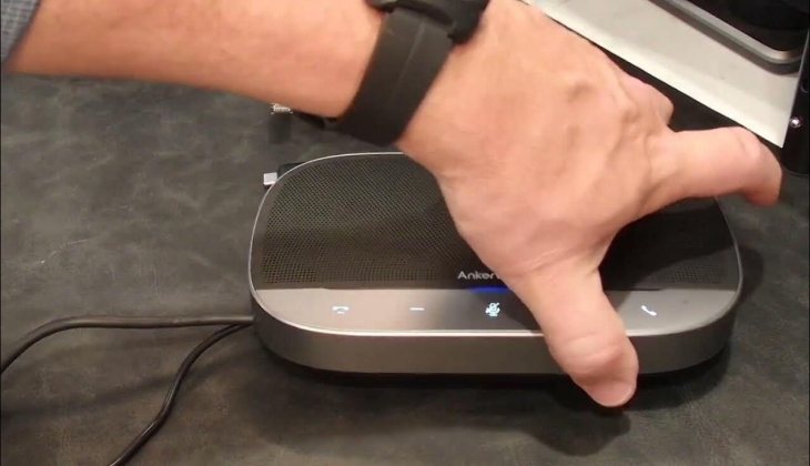  Video konferans sunumu AnkerWork SR500 Hoparlör ile çok zevkli! İşte özellikleri