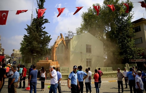 Antalya Ömer Halisdemir Kent Meydanı'nın inşaatı başladı!