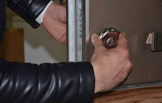 Kiraya verdiği dairesine çilingir ile giren ev sahibine 10 ay hapis!