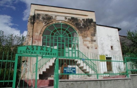  Aşıklı Sultan Türbesi'nin camekan bölümü kapatıldı!