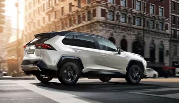 Toyota RAV4 Hybrid e özel ÖTV oranlı fiyatlar! Bu fırsat kaçmaz! İşte 19 Haziran 2022 fiyat listesi