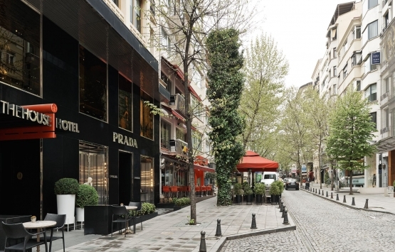 Şişli'de 11.4 milyon TL'ye 10 yıllığına kiralık akaryakıt istasyonu!