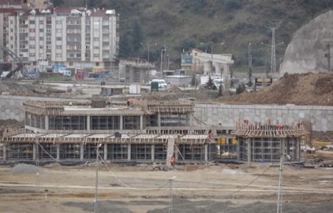 Akyazı Spor Kompleksi Stadyumu açılış tarihi ne zaman?