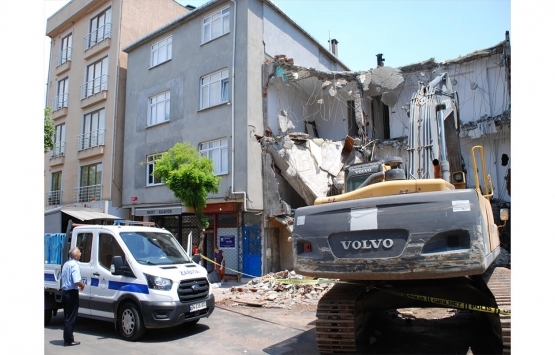 Sancaktepe de 4 katlı bina boşaltıldı!