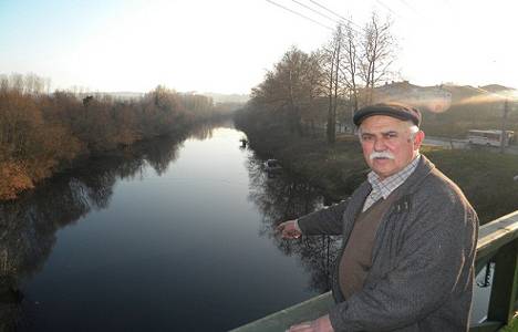 Bartın Irmağı siyaha büründü!