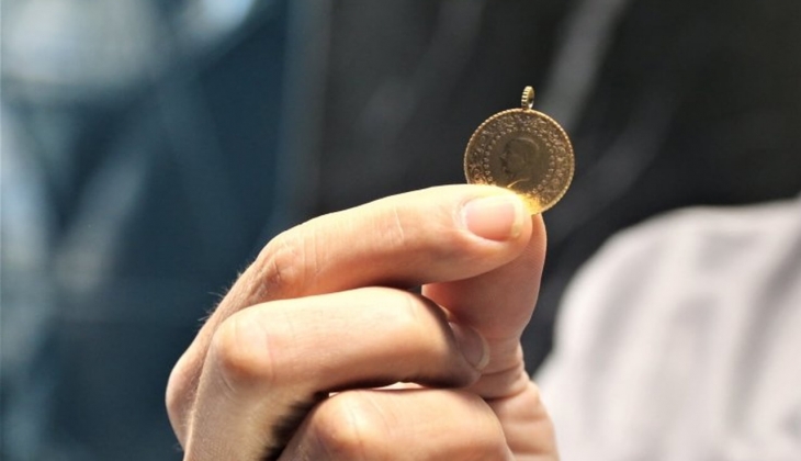 Altın raydan çıktı! Bu rakamlar ilk kez görüldü! Elinde altını olanlar şimdiden hazırlanın! Gözler cuma gününe çevrildi