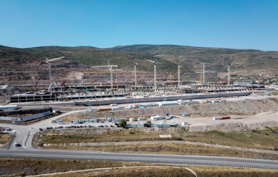 Bayraklı Entegre Sağlık Kampüsü nün açılışı bir yıl erkene alındı!