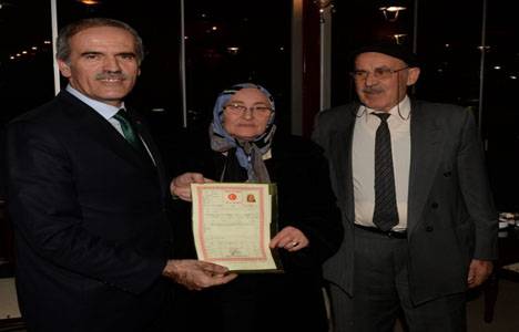 Bıçakçılar Sanayi Sitesi’ndeki esnaflar tapularına kavuştu!