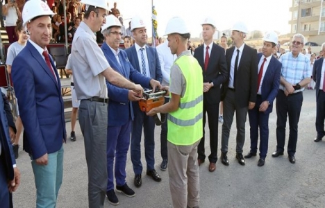 Bandırma'ya kapalı spor salonu müjdesi!