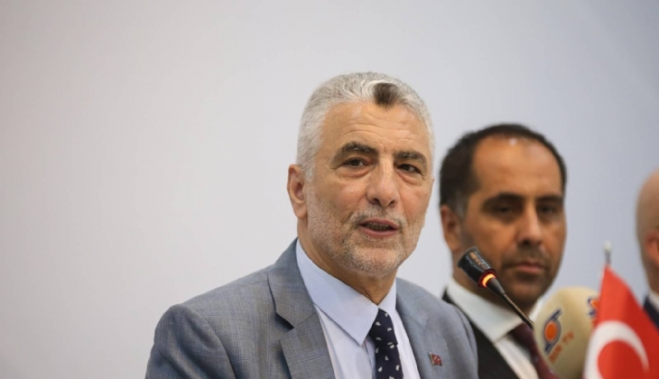 Bakan Bolat, elektrikli araç ihracatında İngiltere ile gümrük anlaşması 3 yıl uzatıldığını açıkladı...