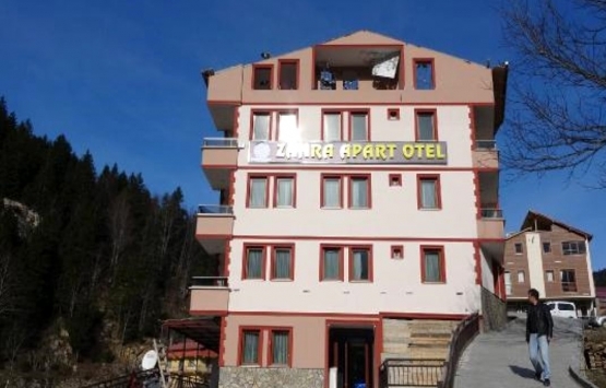 Uzungöl de kaçak yapı sahipleri kendi imkanlarıyla yıkıma başladı!