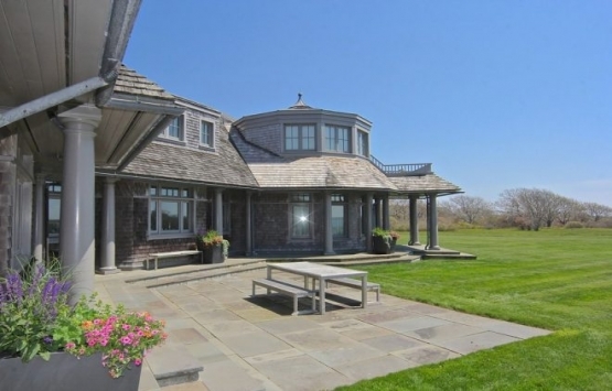 Obama ve ailesi ev satın aldı!