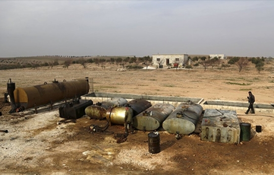 ABD Suriye'de petrol bölgesinde askeri üs kuruyor!