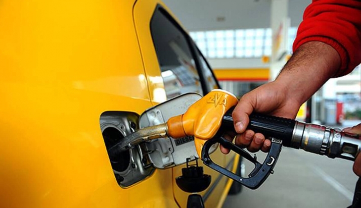 Benzin ve motorine yeni zam var mı? Brent petrolde ibreler kırmızıyı gösteriyor! Sürücüler dikkat!