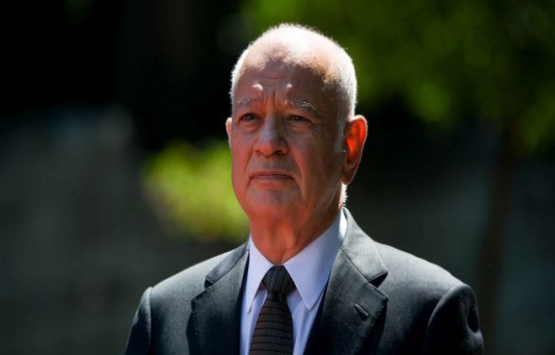 Yunanistan Ekonomi Bakanı kira yardımı sebebiyle istifa etti!