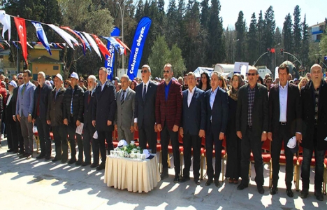 Kocaeli Karamürsel’e modern belediye binası!