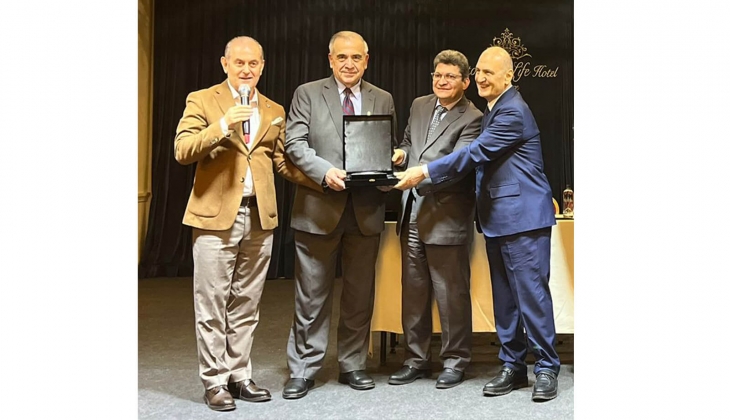 Çevre ve Şehircilik eski Bakanı Erdoğan Bayraktar: Kentsel dönüşüm ülkemizin geleceği ve acilen bitirilmeli!