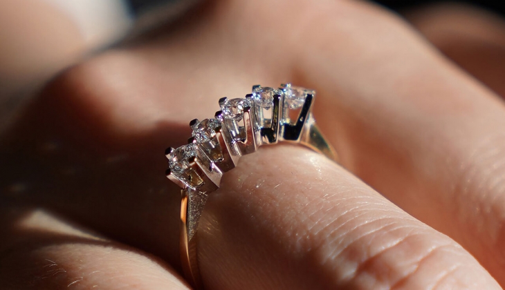 Beştaş yüzüklerde yüzde 25 indirim başladı! Fırsatı sakın kaçırmayın! Favori 19 Ekim 2022 fiyat listesi 