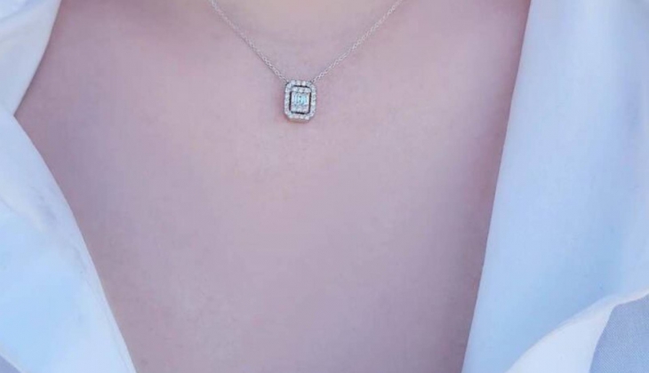 Baget pırlanta kolyelerde yüzde 40 indirim! Amor Pırlanta da baget kolyeler ne kadar?