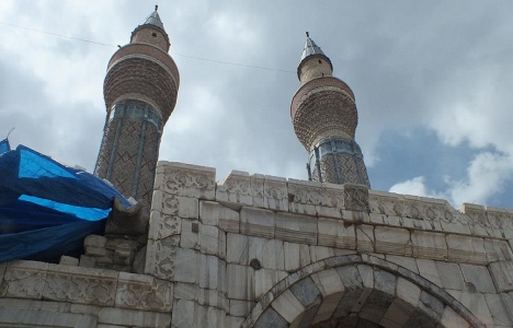 Tarihi Gökmedrese'nin restorasyonu devam ediyor!