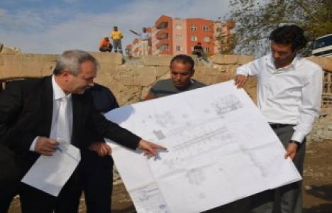 Kazım Özgan: Tarihi Köprü Kozan’ın can damarı olacak!