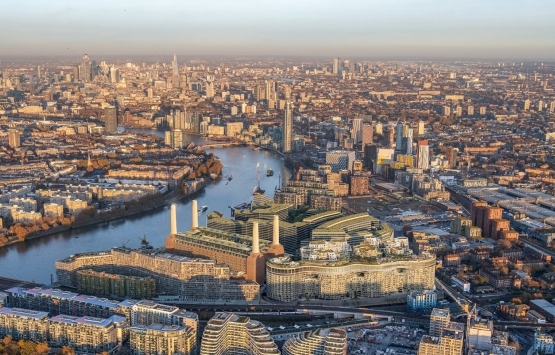 Londra’nın en ince evi 1.07 milyon dolara satılıyor!