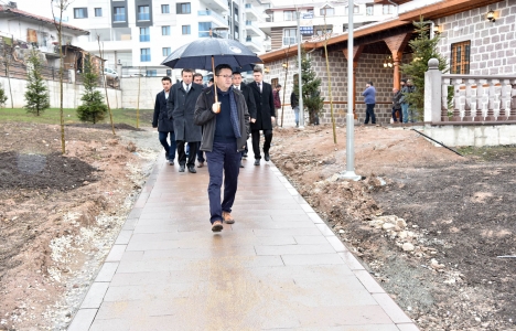 Veysel Tiryaki: Altındağ'a 11 cami yaptık!