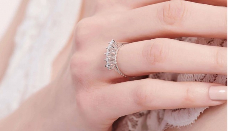 Altınbaş ta beştaş pırlanta yüzüklere indirim! Yeni yılda en güzel hediyeyi alın! 5 Aralık 2022 fiyat listesi...