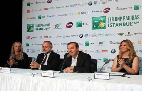 Caroline Wozniacki: İstanbul da olmaktan çok mutluyum!