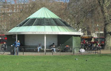 Londra Hyde Park'taki Speakers Corner yenilendi!