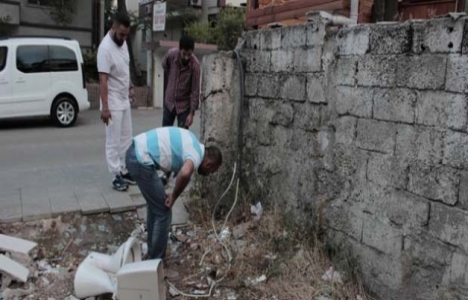 Kahramanmaraş’taki dönüşümde yıkılan bina enkazlarına tepki!