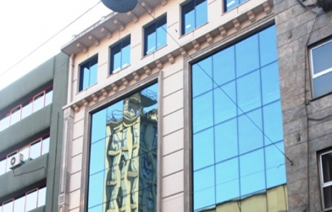 Mimarlar Odası’nın Karaköy binasının çatısı yıkıldı!