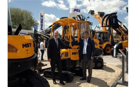 SANKO Makina Türkiye'nin ilk mini ekskavatörünü tanıttı!