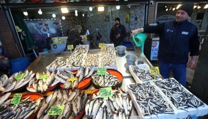 Havalar soğudu hamsi irileşti ama cep yakıyor! Peki hamsinin kilosu kaç para oldu?