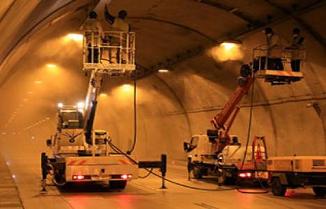 İstanbul Büyükşehir Belediyesi çevre temizliği çalışmalarını sürdürüyor!