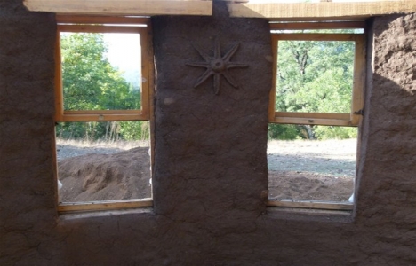 Kızı için 1.500 TL ye hayalindeki evi yaptı!