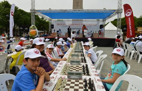 İstanbul'un fethinin 561. yıl dönümü kapsamında Satranç Turnuvası başladı!