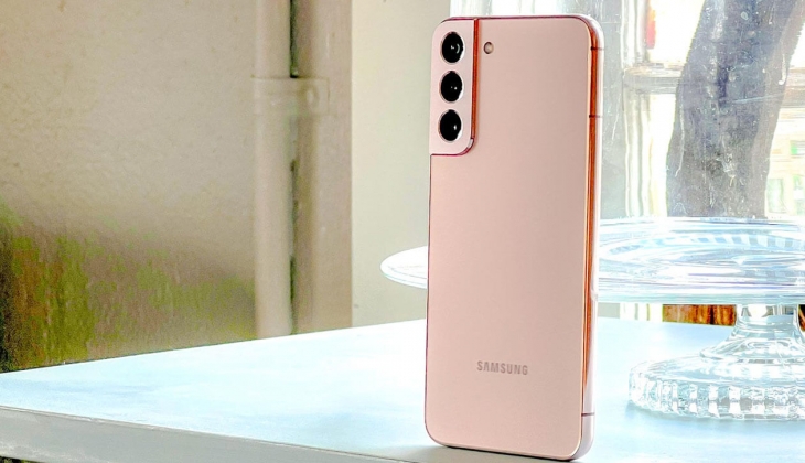 Bütün teknoloji sitelerine baktık bundan ucuzunu bulamadık! hepsi Burada dan Samsung Galaxy S22 ye baba kampanya