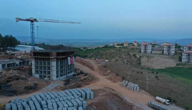 Deprem konutları hızla yükseliyor! 6 ayda teslim edilecek!