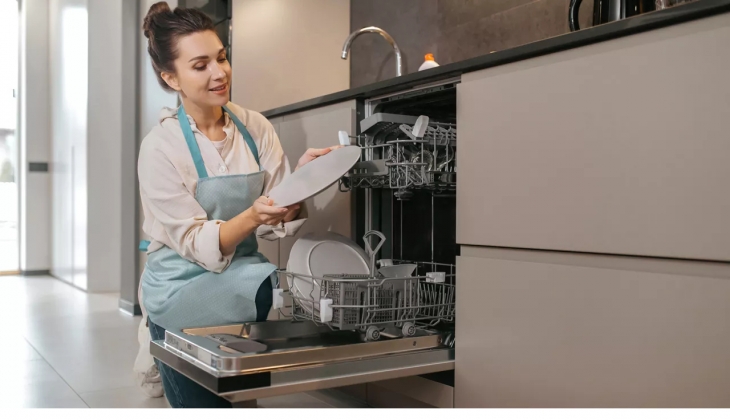 Altus bulaşık makinesi bulaşıkların kirlilik düzeyine göre yıkama yapar! 13 Şubat 2023 fiyat listesi