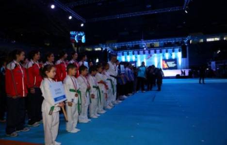 İstanbul'a '60 Yeni Okul Spor Salonu' inşa edilecek!