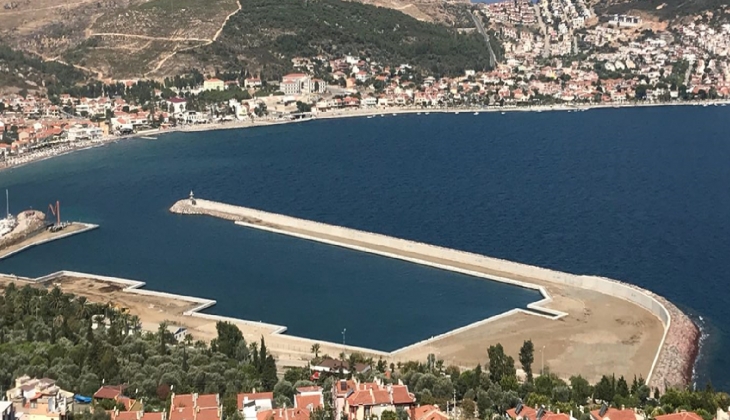 Son dakika: 330 yat bağlama kapasitesine sahip Yeni Foça Yat Limanı hizmete açıldı!