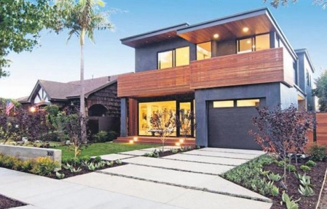 Çağatay Ulusoy, Los Angeles ta 135 bin TL ye ev kiraladı!