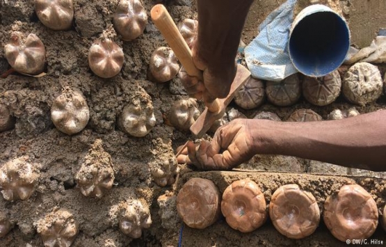 Nijerya da pet şişelerden konforlu evler inşa ediliyor!