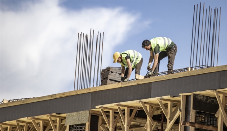 Demir fiyatları 2021’den bu yana yüzde 170 artarken, beton fiyatları yüzde bin arttı!