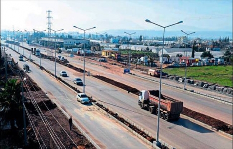 Antalya Altınova'daki yeni yol çalışması gün sayıyor!