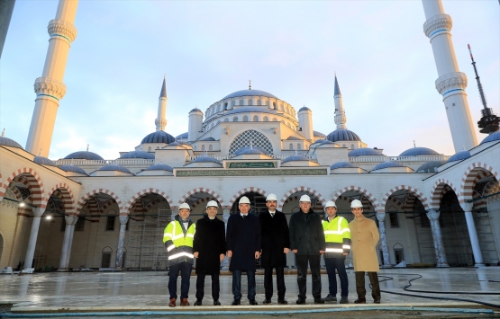 Çamlıca Camii için 350 kişi 24 saat esasıyla çalışıyor!