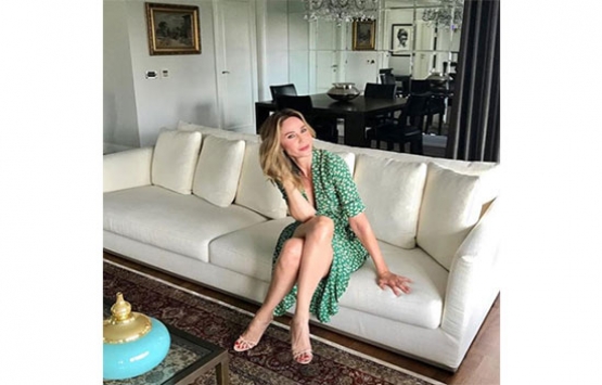 Demet Şener in iki oda bir havuzlu evi!