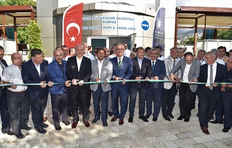 Bursa Kültürpark'a buz pateni pisti!