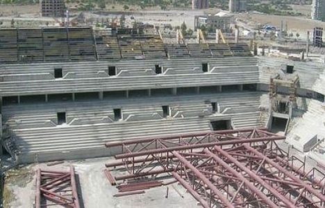 Yeni Adana Stadı'nın inşaatı sürüyor!